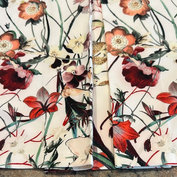 Zara Cream Floral A-Line Skirt - Picture 2 of 5